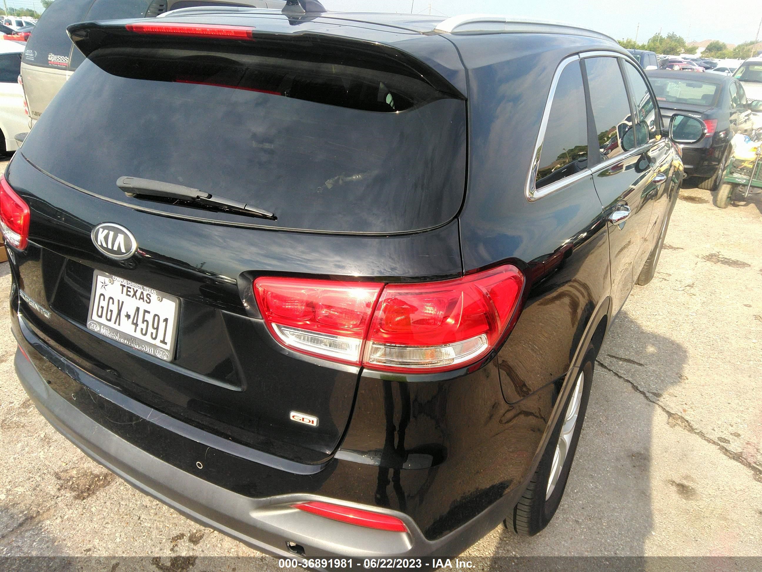 Photo 3 VIN: 5XYPG4A34GG109124 - KIA SORENTO 