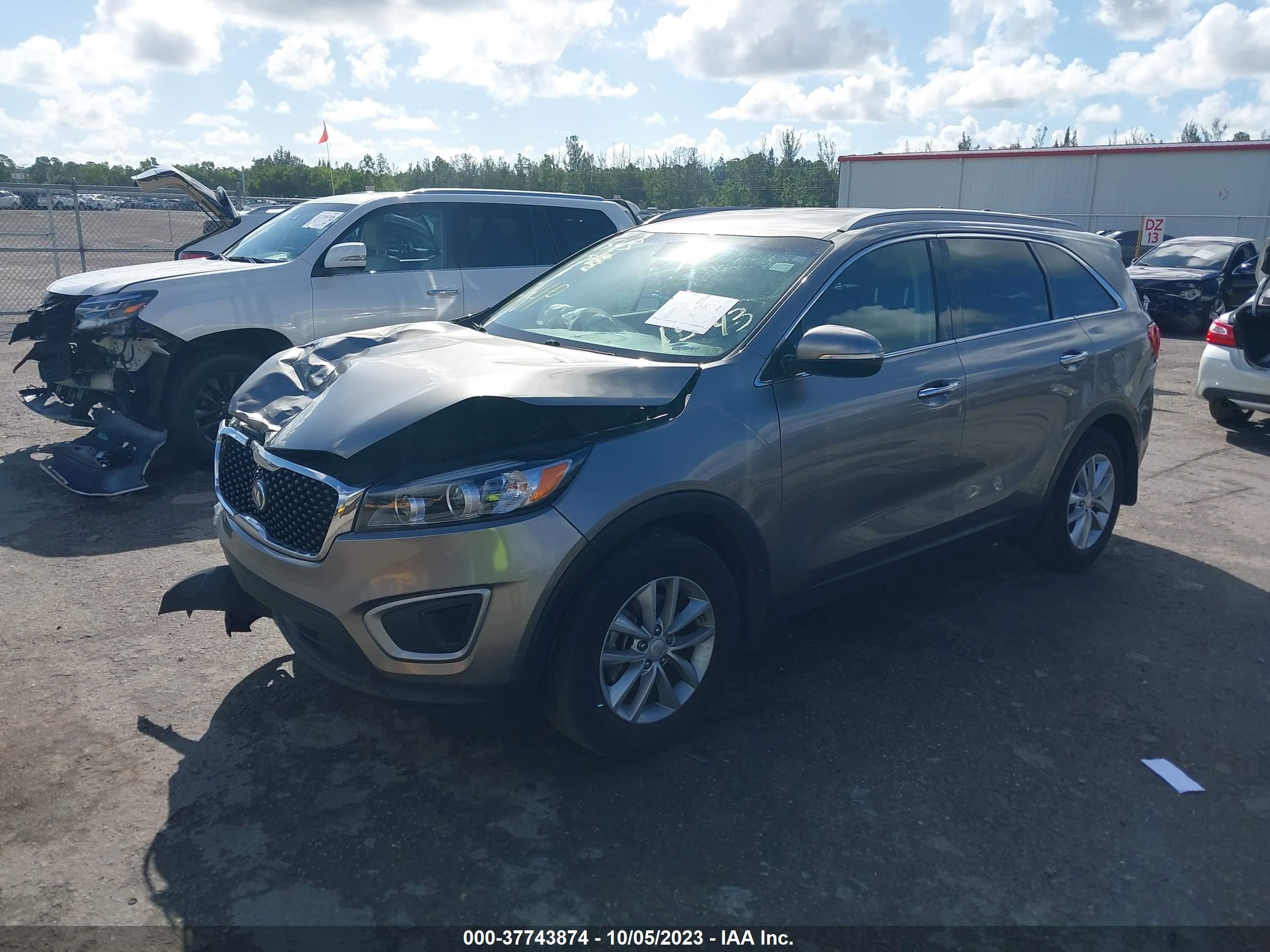 Photo 1 VIN: 5XYPG4A34GG171543 - KIA SORENTO 