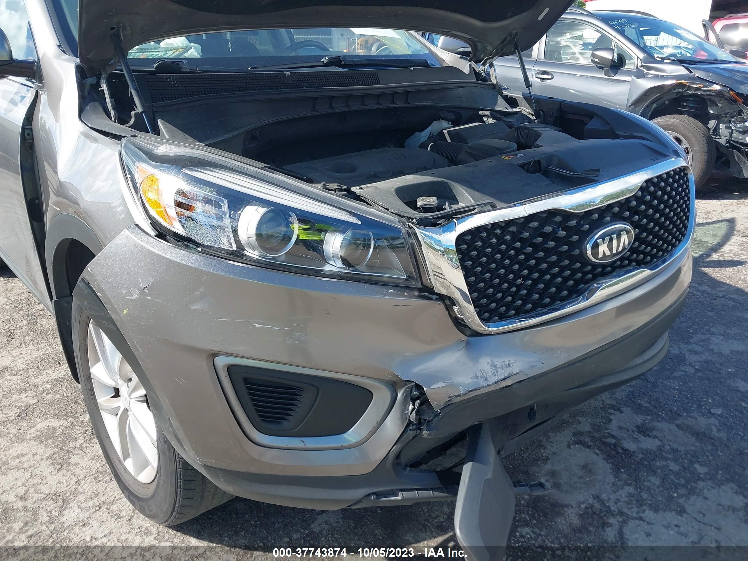 Photo 5 VIN: 5XYPG4A34GG171543 - KIA SORENTO 