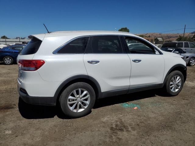 Photo 2 VIN: 5XYPG4A34GG176337 - KIA SORENTO LX 