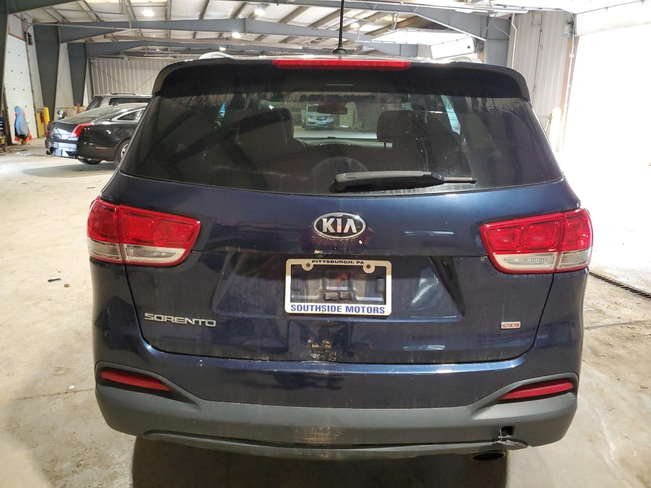 Photo 5 VIN: 5XYPG4A34HG235582 - KIA SORENTO 