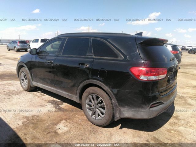 Photo 2 VIN: 5XYPG4A34HG322012 - KIA SORENTO 