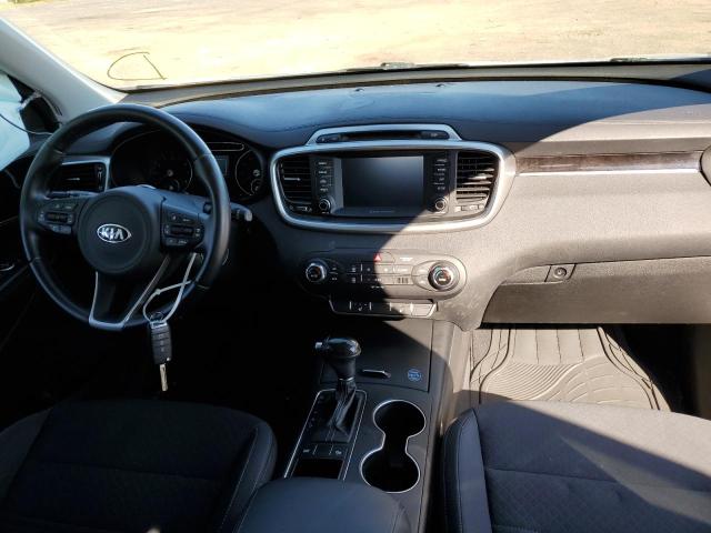 Photo 8 VIN: 5XYPG4A34JG357185 - KIA SORENTO LX 