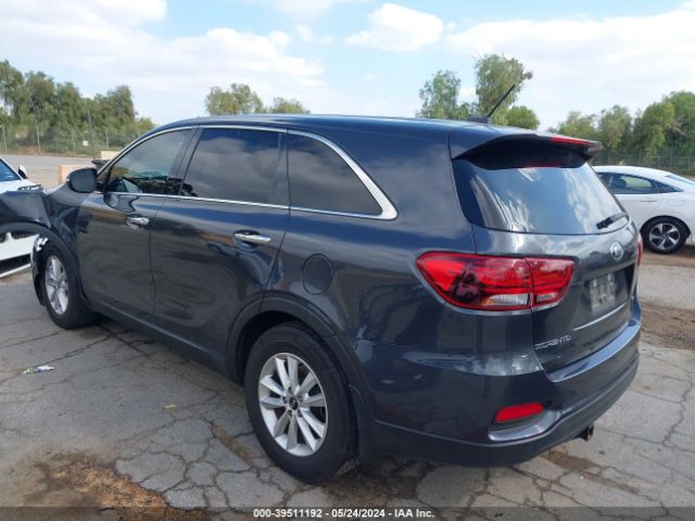 Photo 2 VIN: 5XYPG4A34KG465811 - KIA SORENTO 