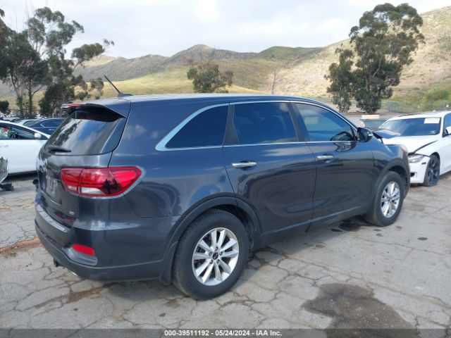 Photo 3 VIN: 5XYPG4A34KG465811 - KIA SORENTO 