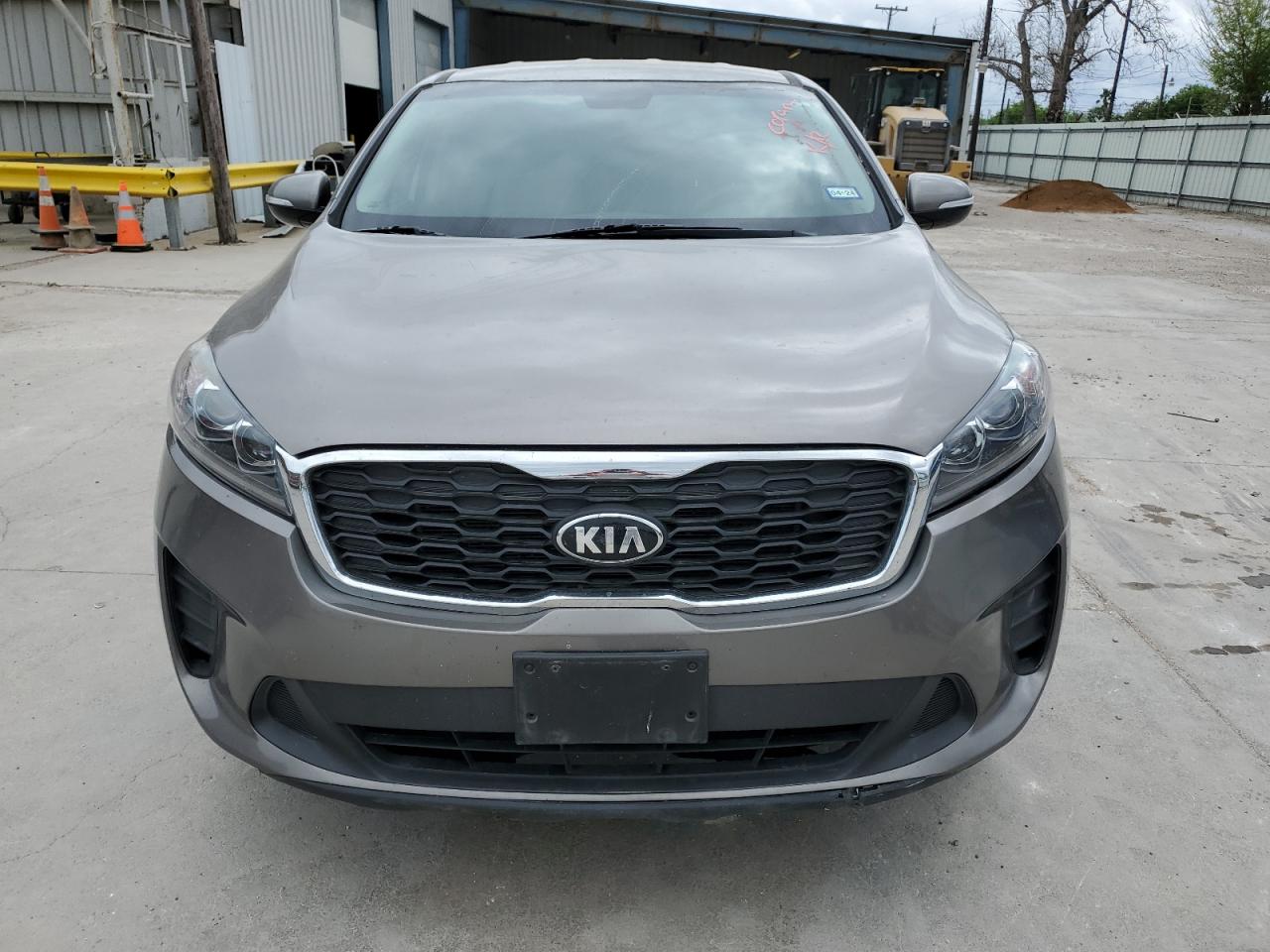 Photo 4 VIN: 5XYPG4A34KG549059 - KIA SORENTO 