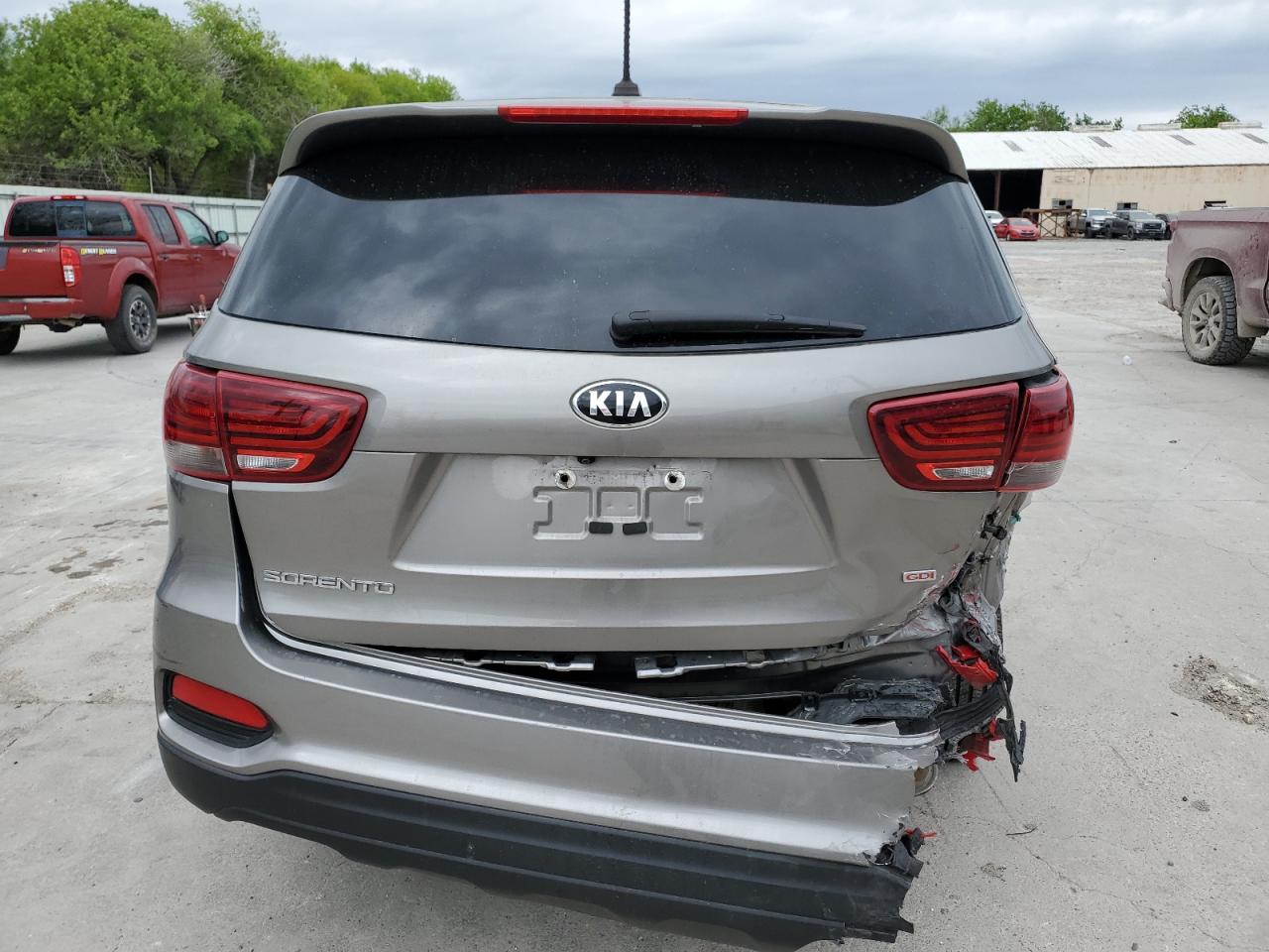 Photo 5 VIN: 5XYPG4A34KG549059 - KIA SORENTO 