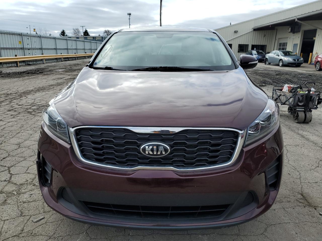 Photo 4 VIN: 5XYPG4A34KG560594 - KIA SORENTO 