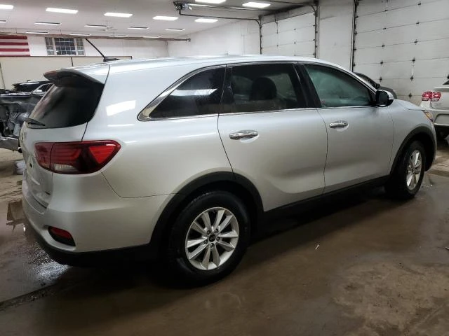 Photo 2 VIN: 5XYPG4A34KG591893 - KIA SORENTO L 