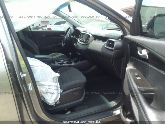 Photo 4 VIN: 5XYPG4A35GG010229 - KIA SORENTO 