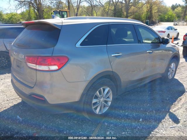 Photo 3 VIN: 5XYPG4A35GG061097 - KIA SORENTO 