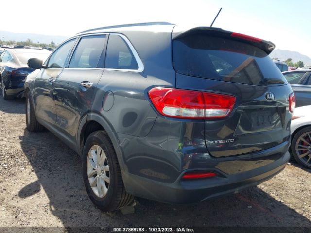 Photo 2 VIN: 5XYPG4A35GG088946 - KIA SORENTO 