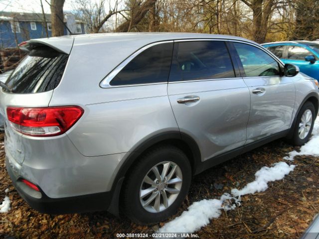 Photo 3 VIN: 5XYPG4A35GG090115 - KIA SORENTO 