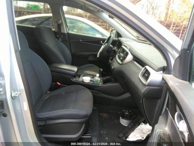 Photo 4 VIN: 5XYPG4A35GG090115 - KIA SORENTO 