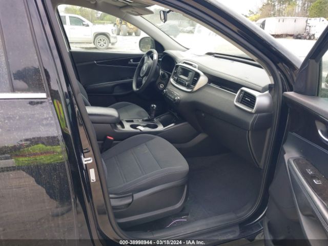 Photo 4 VIN: 5XYPG4A35GG146506 - KIA SORENTO 