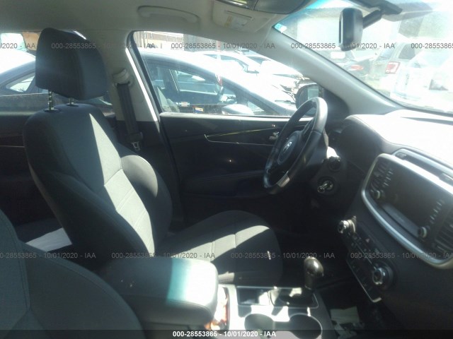 Photo 4 VIN: 5XYPG4A35HG299842 - KIA SORENTO 