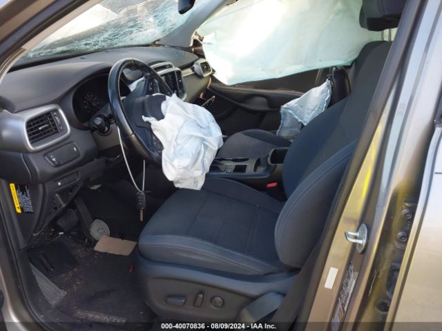 Photo 4 VIN: 5XYPG4A35JG386338 - KIA SORENTO 