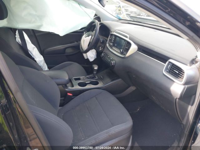 Photo 4 VIN: 5XYPG4A35KG437287 - KIA SORENTO 