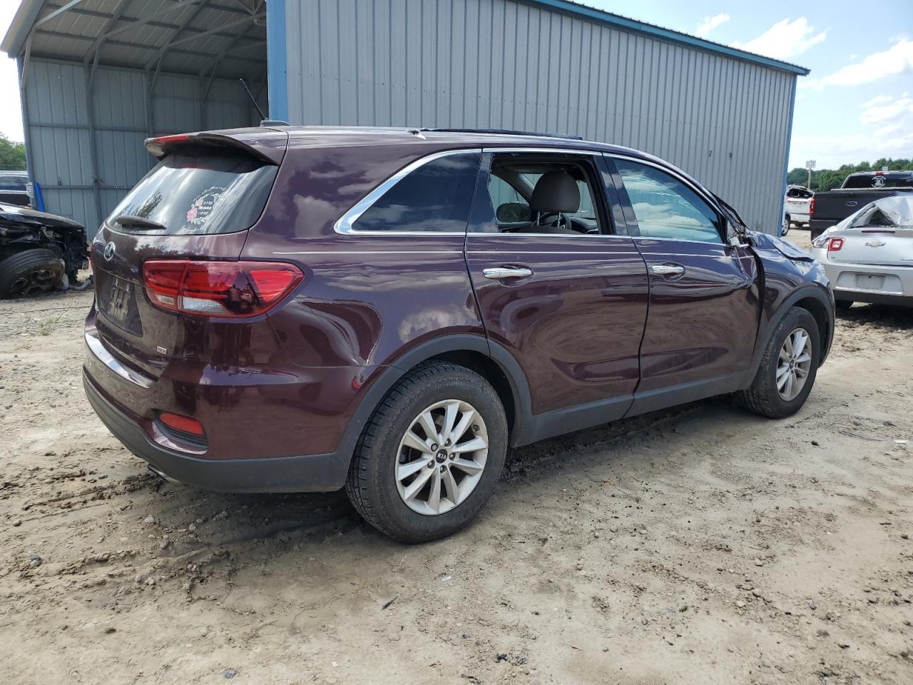 Photo 2 VIN: 5XYPG4A35KG511839 - KIA SORENTO 