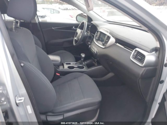 Photo 4 VIN: 5XYPG4A35KG538622 - KIA SORENTO 