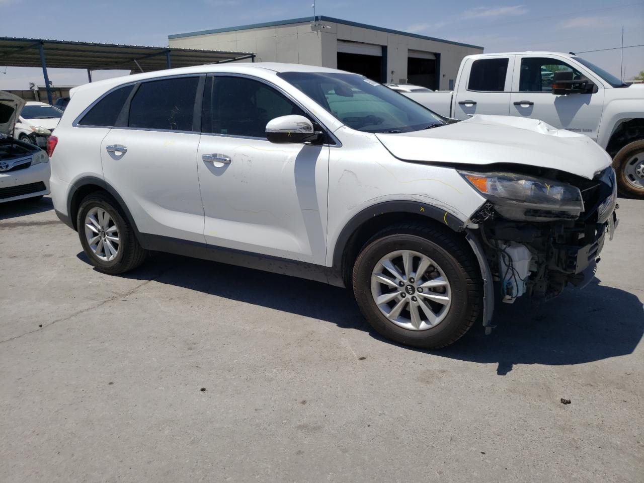 Photo 3 VIN: 5XYPG4A35KG539351 - KIA SORENTO 