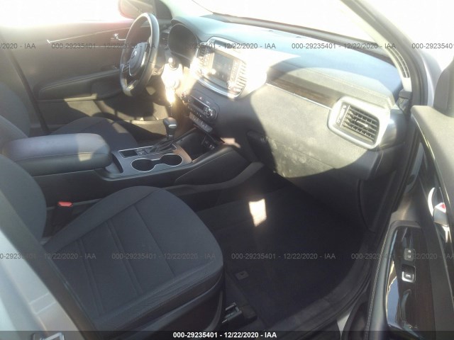 Photo 4 VIN: 5XYPG4A35KG566629 - KIA SORENTO 