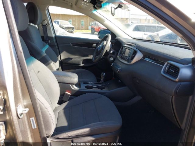 Photo 4 VIN: 5XYPG4A36GG014211 - KIA SORENTO 