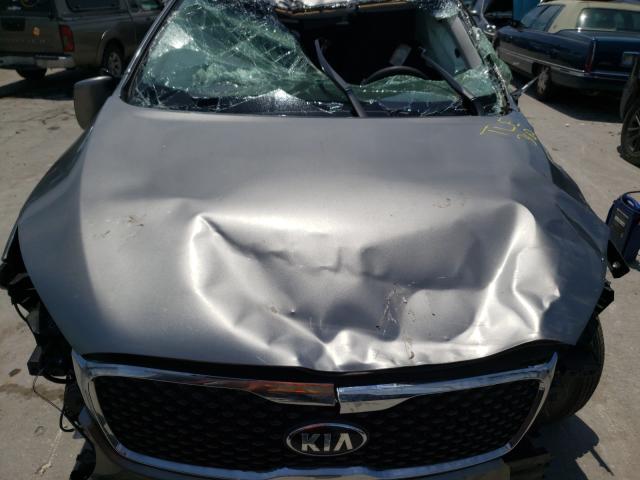 Photo 6 VIN: 5XYPG4A37HG275901 - KIA SORENTO LX 