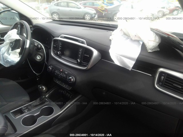 Photo 4 VIN: 5XYPG4A37HG301879 - KIA SORENTO 