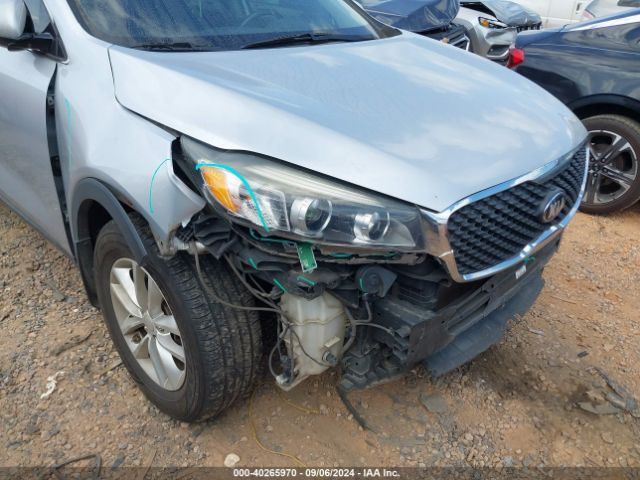 Photo 5 VIN: 5XYPG4A38GG033990 - KIA SORENTO 