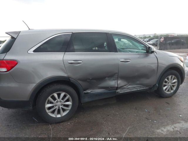 Photo 5 VIN: 5XYPG4A38HG221510 - KIA SORENTO 