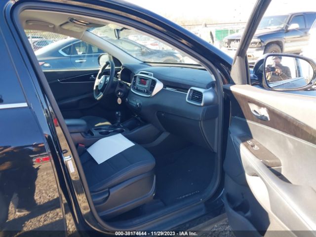 Photo 4 VIN: 5XYPG4A38HG259531 - KIA SORENTO 