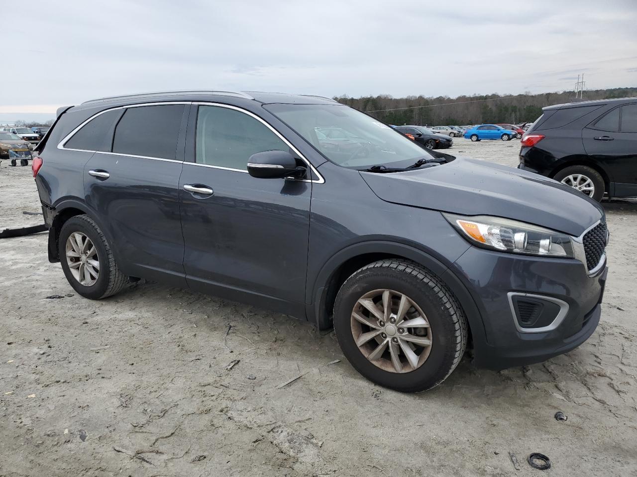 Photo 3 VIN: 5XYPG4A38HG260615 - KIA SORENTO 