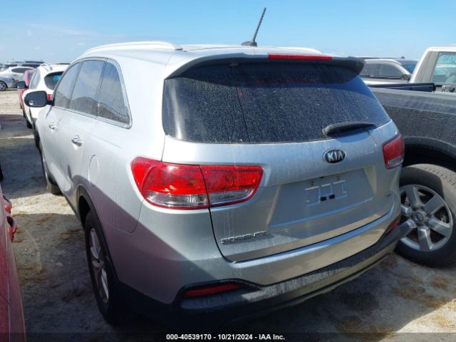 Photo 2 VIN: 5XYPG4A38HG265023 - KIA SORENTO 