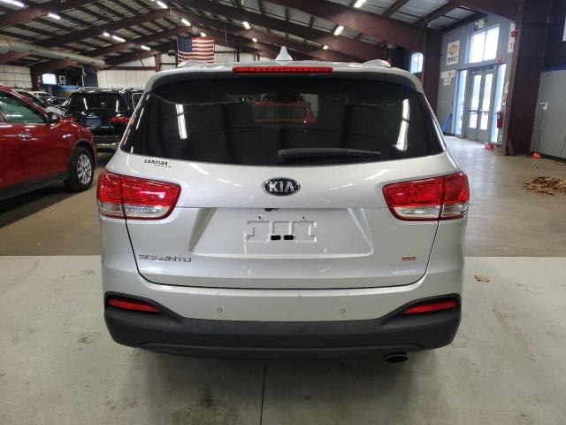 Photo 5 VIN: 5XYPG4A38HG319081 - KIA SORENTO LX 