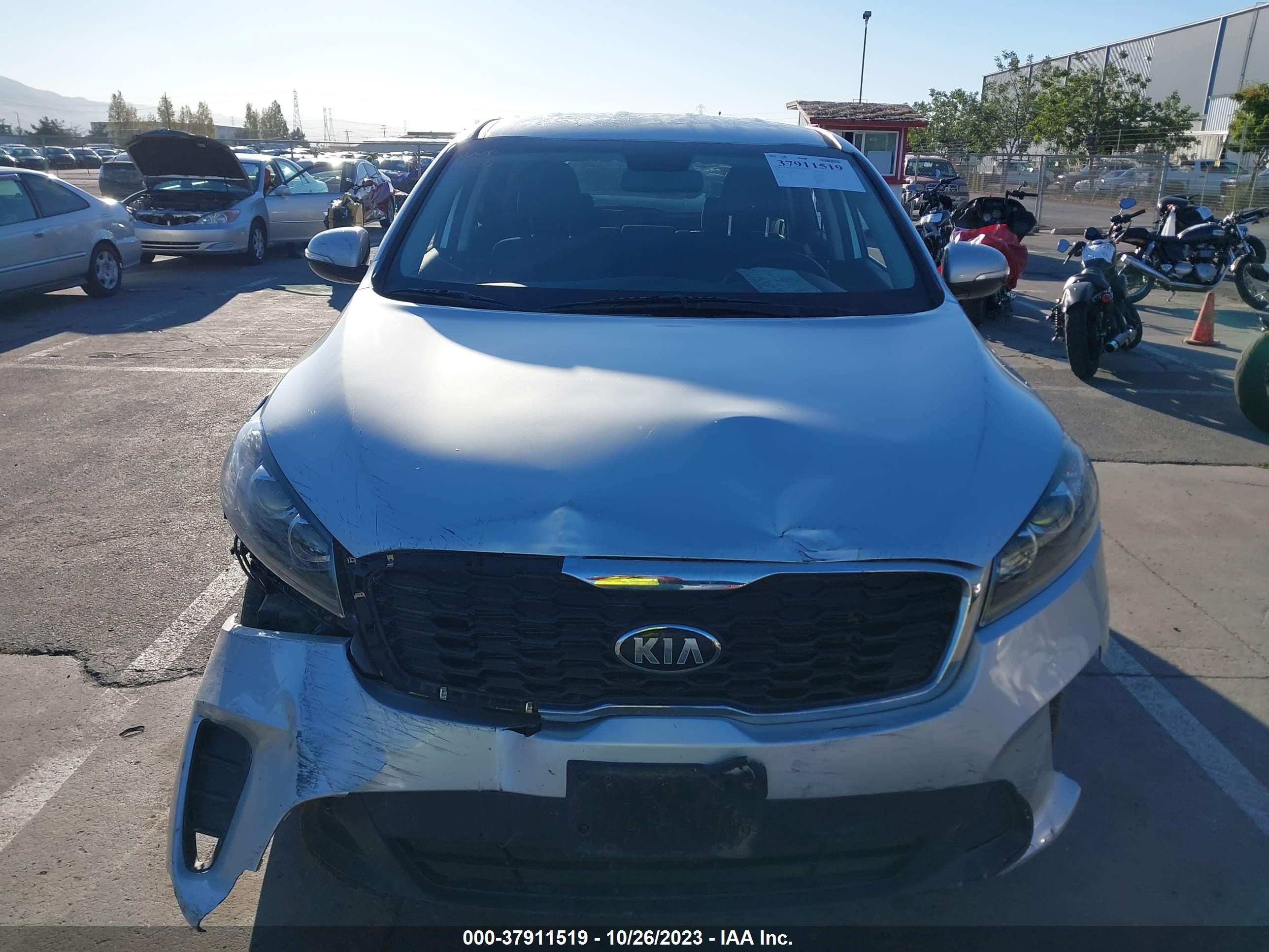 Photo 10 VIN: 5XYPG4A38KG535908 - KIA SORENTO 