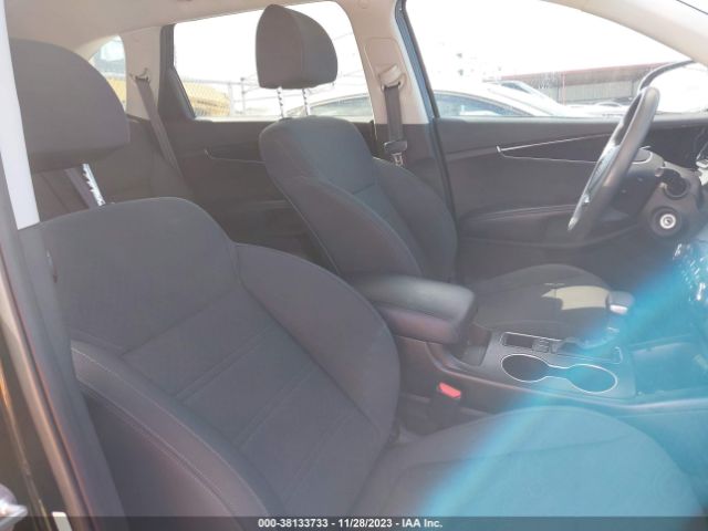 Photo 4 VIN: 5XYPG4A38KG559187 - KIA SORENTO 