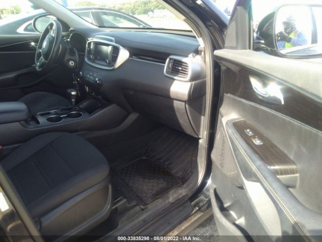 Photo 4 VIN: 5XYPG4A38KG563126 - KIA SORENTO 