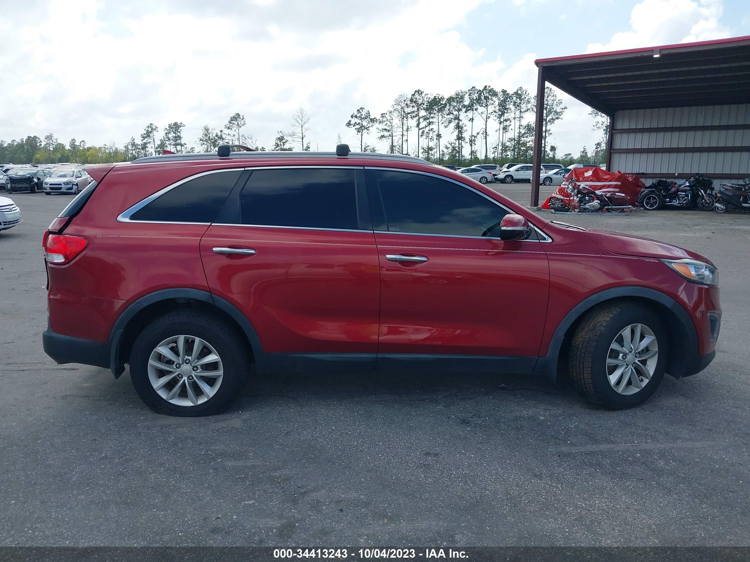 Photo 11 VIN: 5XYPG4A39GG088917 - KIA SORENTO 