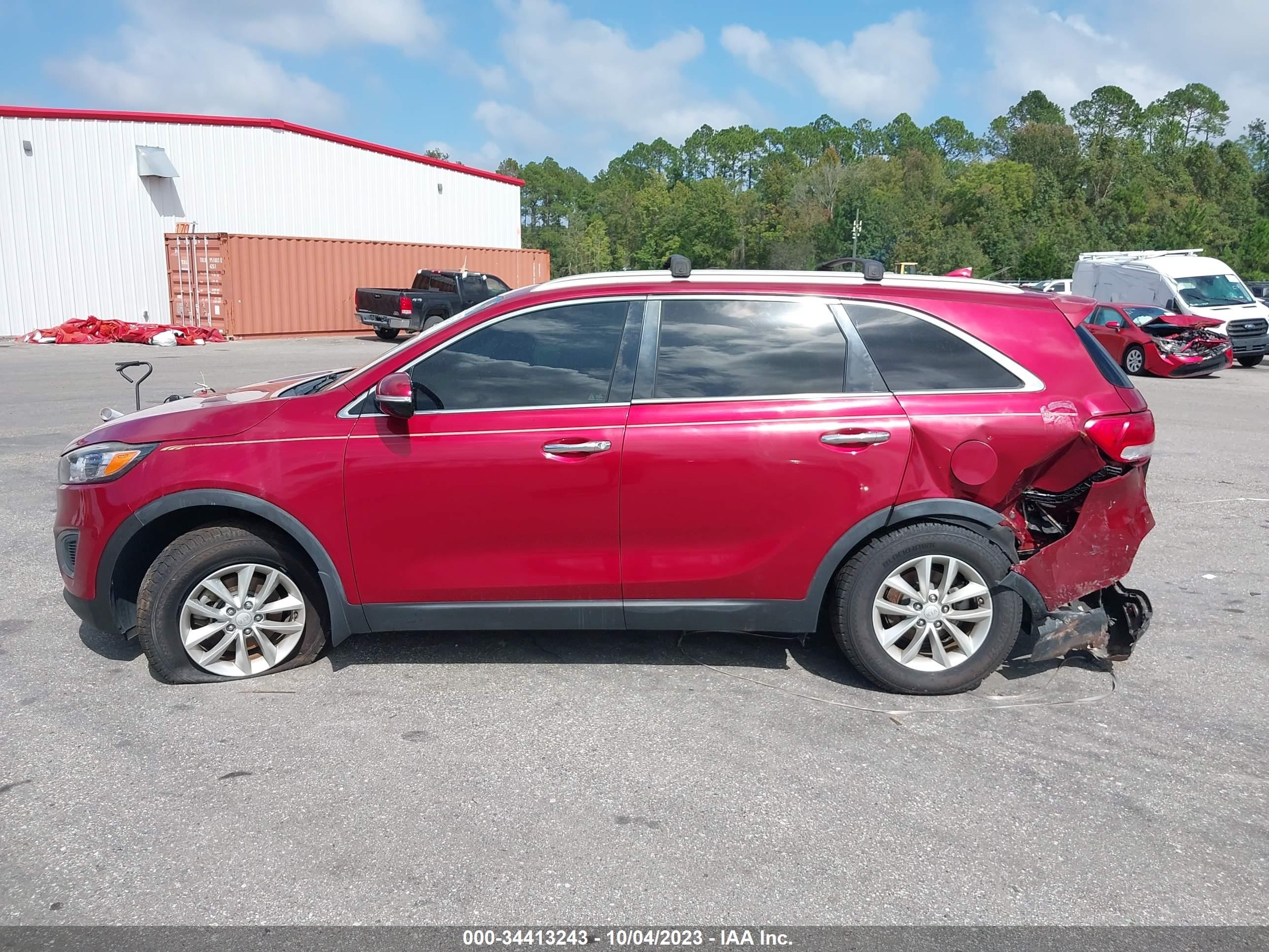 Photo 12 VIN: 5XYPG4A39GG088917 - KIA SORENTO 