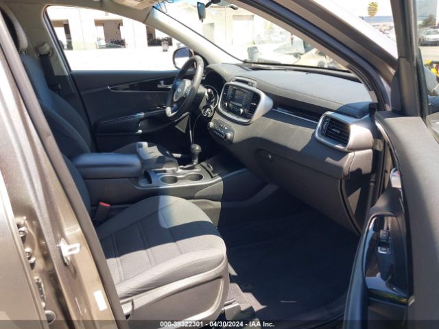 Photo 4 VIN: 5XYPG4A39GG104727 - KIA SORENTO 