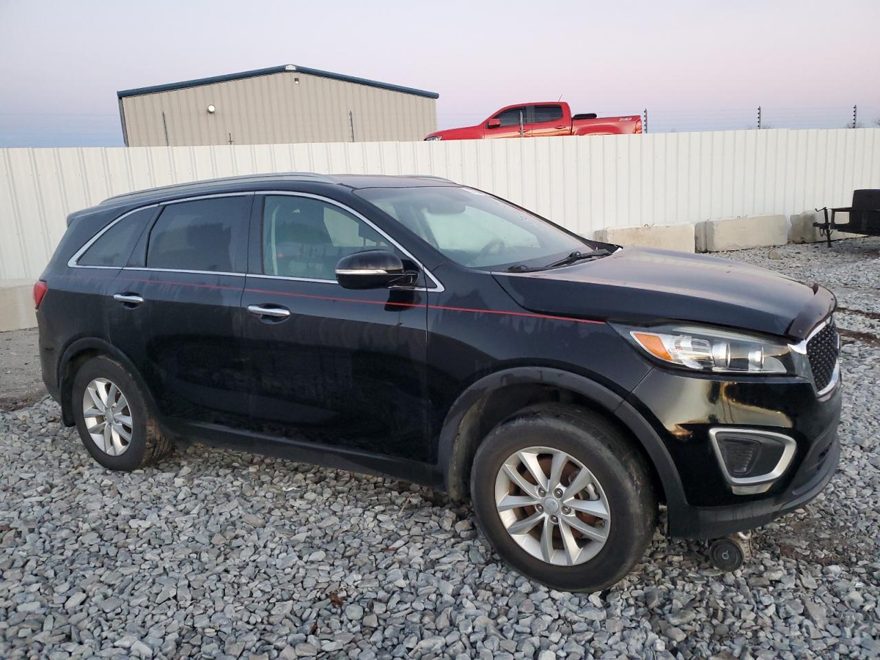 Photo 3 VIN: 5XYPG4A39HG271753 - KIA SORENTO 