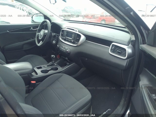 Photo 4 VIN: 5XYPG4A39HG282378 - KIA SORENTO 