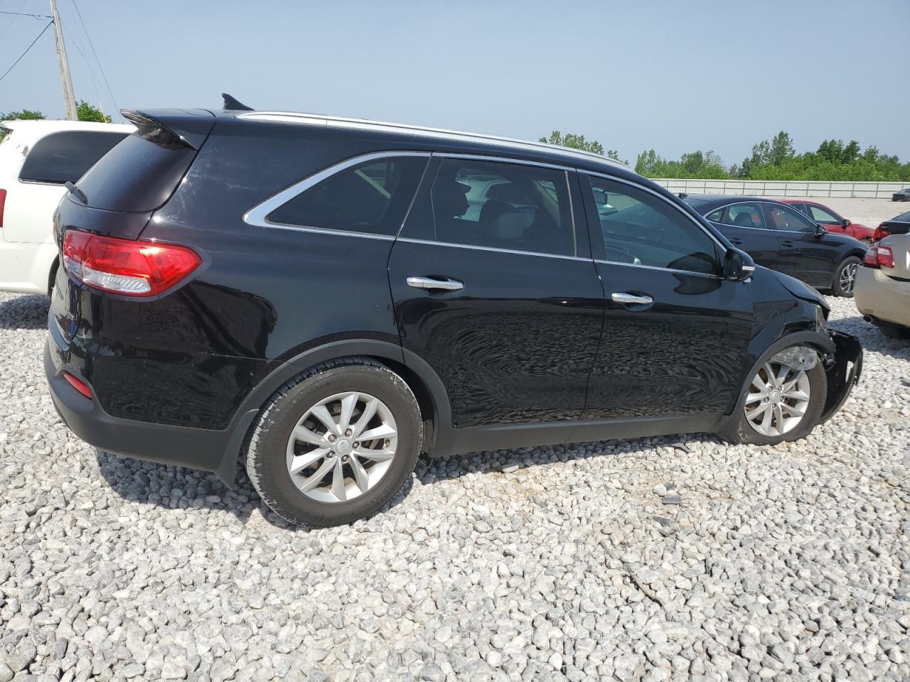 Photo 2 VIN: 5XYPG4A39JG344867 - KIA SORENTO 