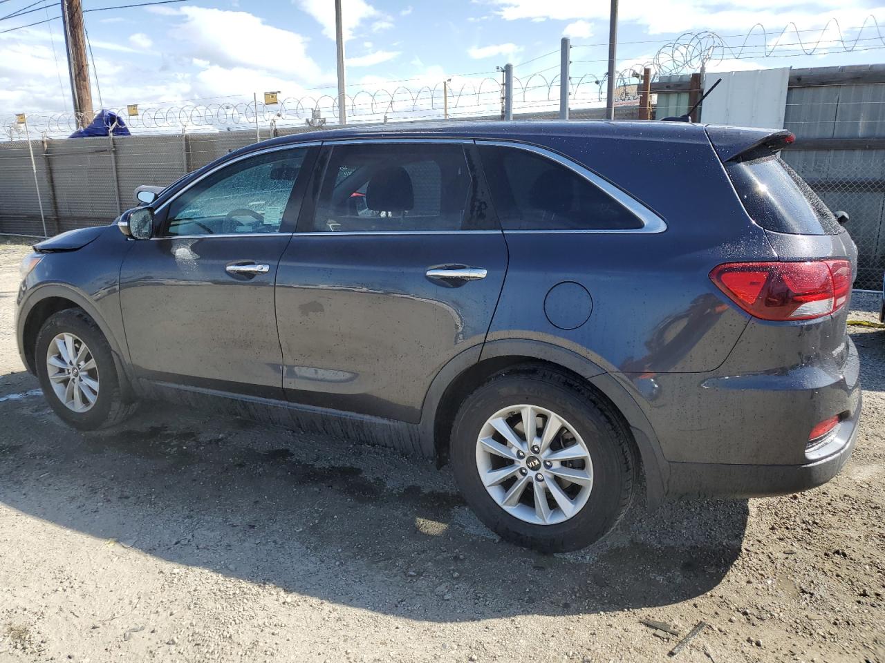 Photo 1 VIN: 5XYPG4A39KG541040 - KIA SORENTO 