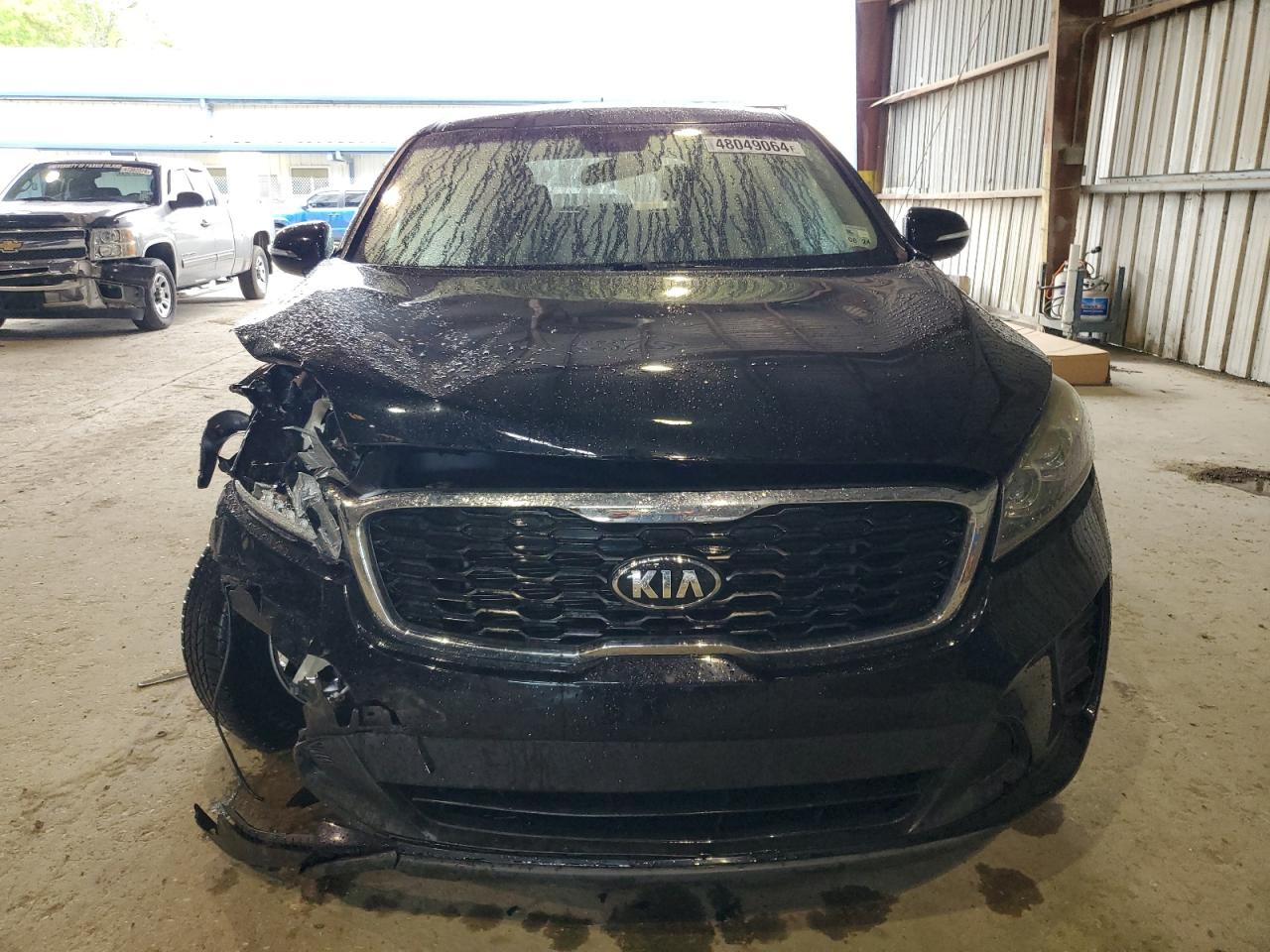 Photo 4 VIN: 5XYPG4A39KG579092 - KIA SORENTO 