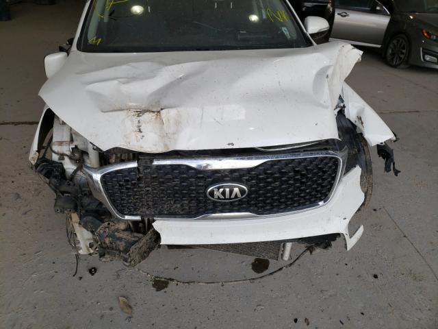 Photo 8 VIN: 5XYPG4A3XGG147960 - KIA SORENTO LX 