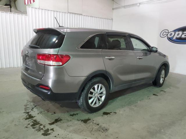 Photo 2 VIN: 5XYPG4A3XHG193144 - KIA SORENTO LX 