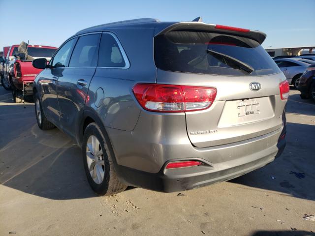 Photo 2 VIN: 5XYPG4A3XHG257277 - KIA SORENTO LX 