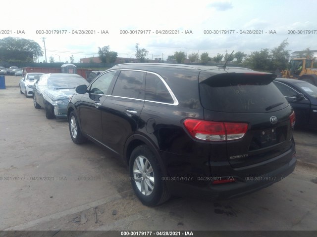 Photo 2 VIN: 5XYPG4A3XHG318255 - KIA SORENTO 